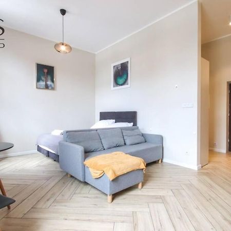 Piekny Apartament W Zabytkowej Kamienicy Krasków Exterior foto